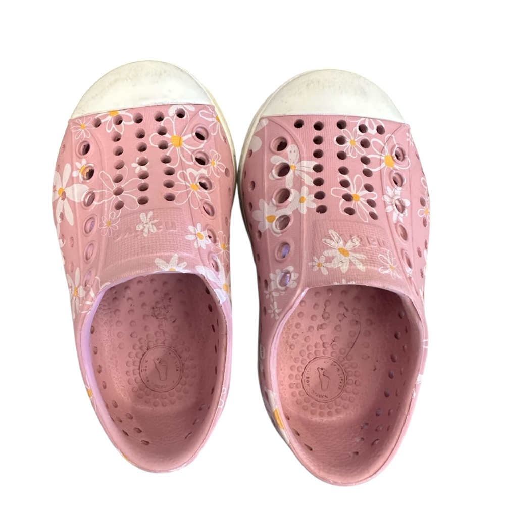 Native Jefferson Print Slip-On Shoes Pink‎ White Daisy Toddler Size 4